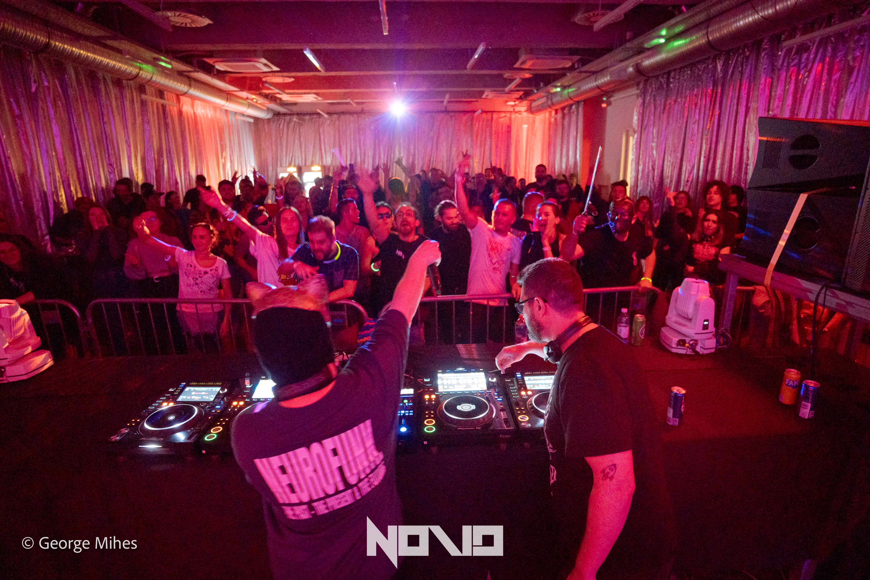 Zombie Cats @Faber photo