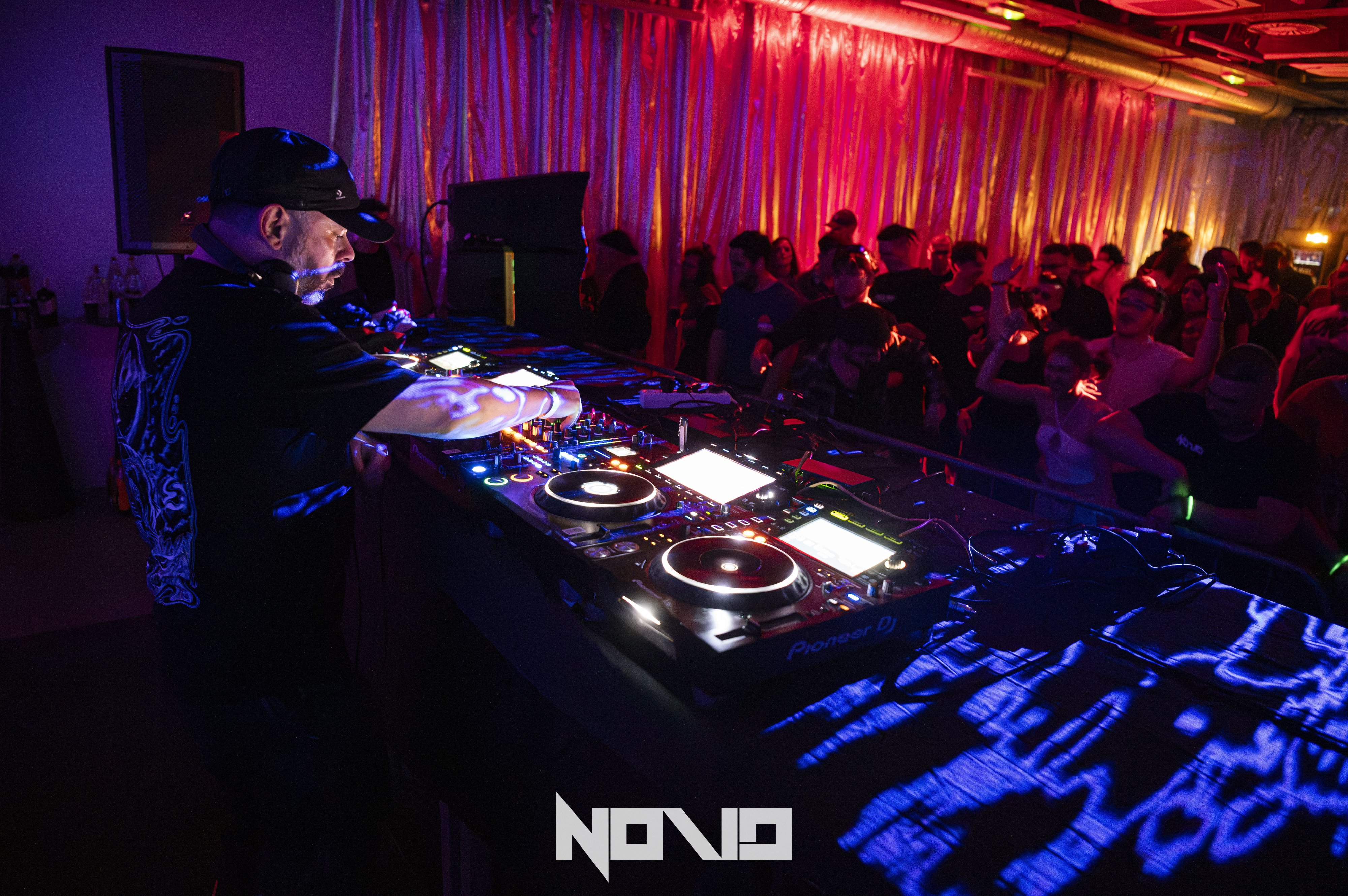 Jade & MNDSCP & 5HA5H @Faber photo